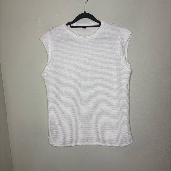White Sleeveless Business Casual Top Size Large - Picture 1 of 5